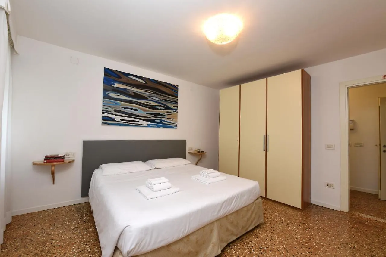 True Venice 2 Bedrooms In The Heart Of Castello Italien