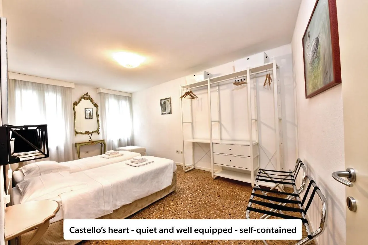 True Venice 2 Bedrooms In The Heart Of Castello 0*,